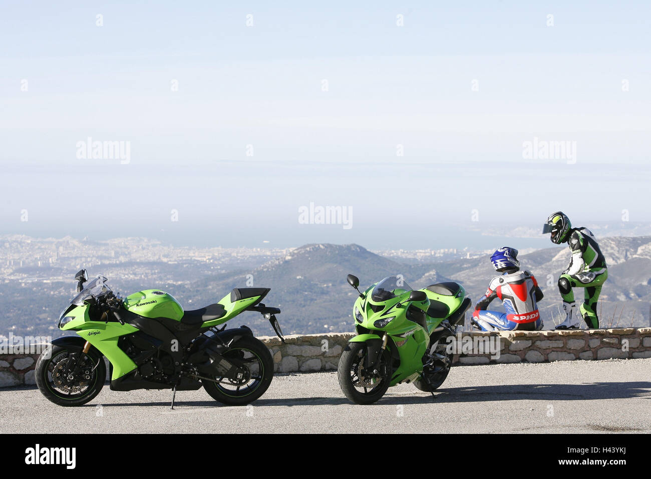 Motorcycles, Kawasaki ZX10, break, driver, lookout, Stock Photo