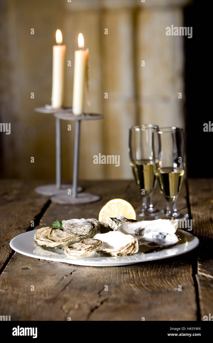 Table, silver plate, oysters, champagne, candlelight, still lifes, detail, Stock Photo