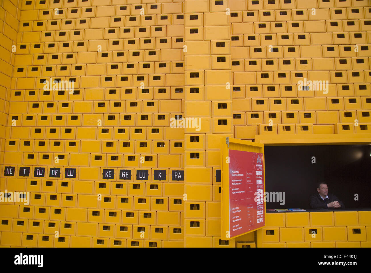 Belgium, Brussels, Heysel stadium, facade, yellow, detail, man, card advance beech trees, no model release, Europe, Benelux, Flanders, to Westflandern, town, capital, building, Heysel, stadium, architecture, person, outside, sales, cards, switches, ticket switches, information switches, Stock Photo