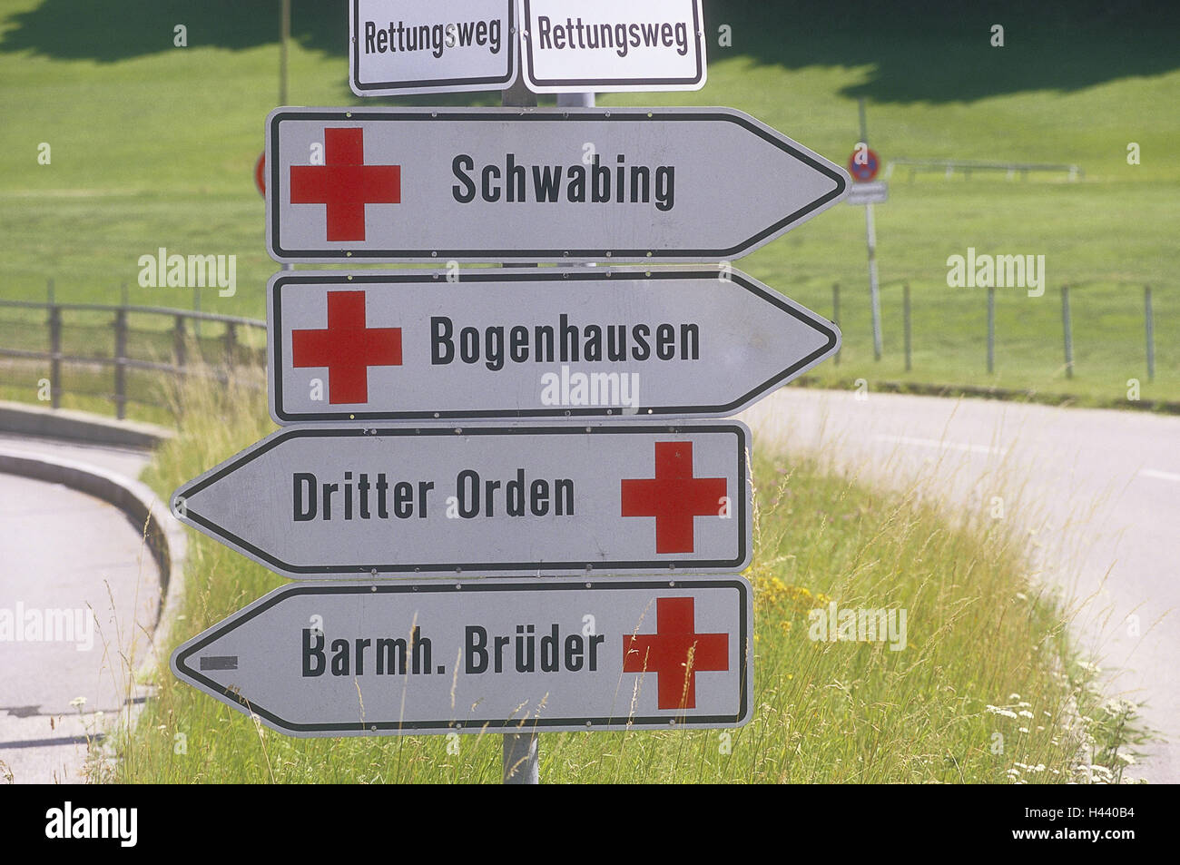 Germany, Bavaria, Munich, signs, hospitals, South Germany, town, city, orientation, guidance, help, clinics, signposts, signs, crosses, escape route, Stock Photo