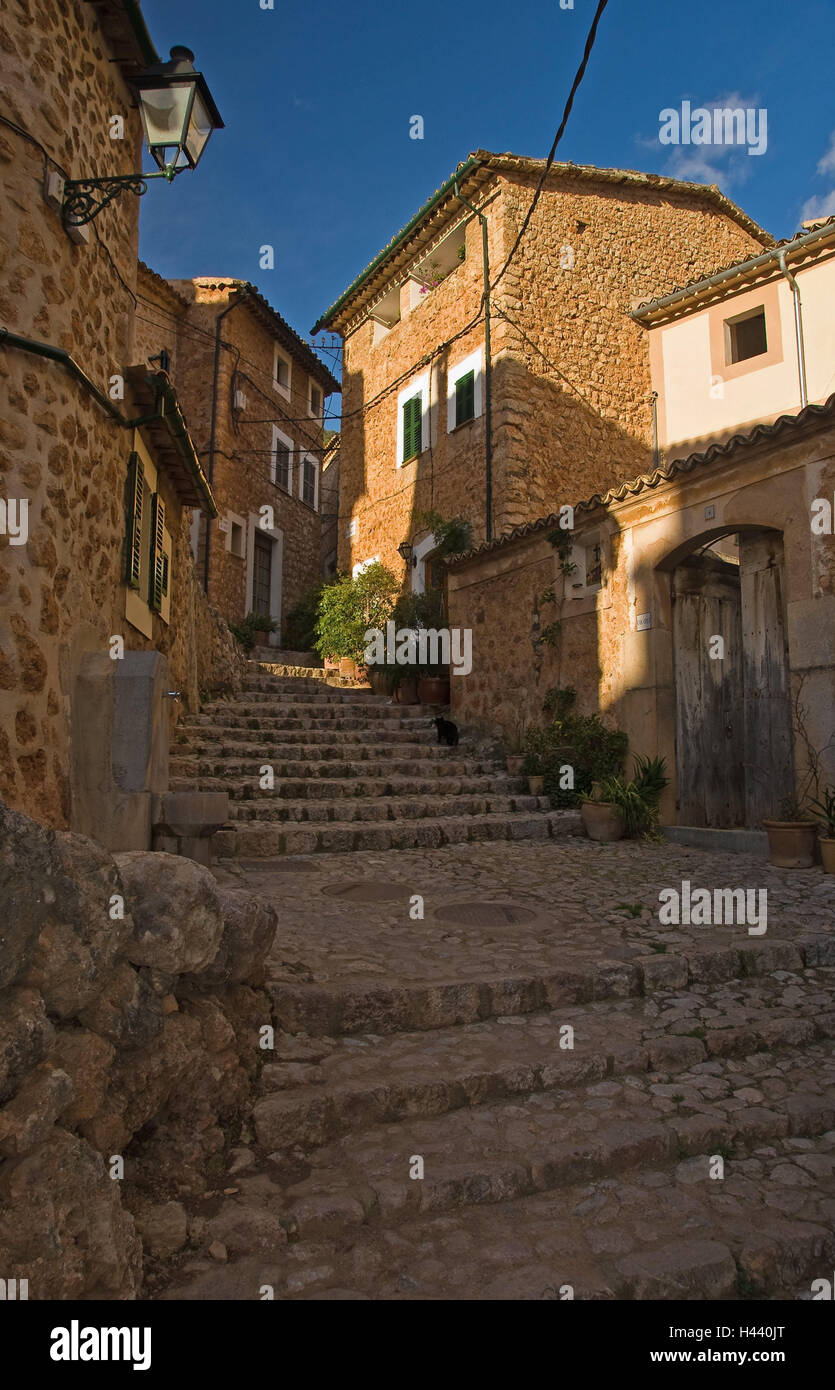 Spain, Majorca, Fornalutx, alley, residential houses, Stock Photo
