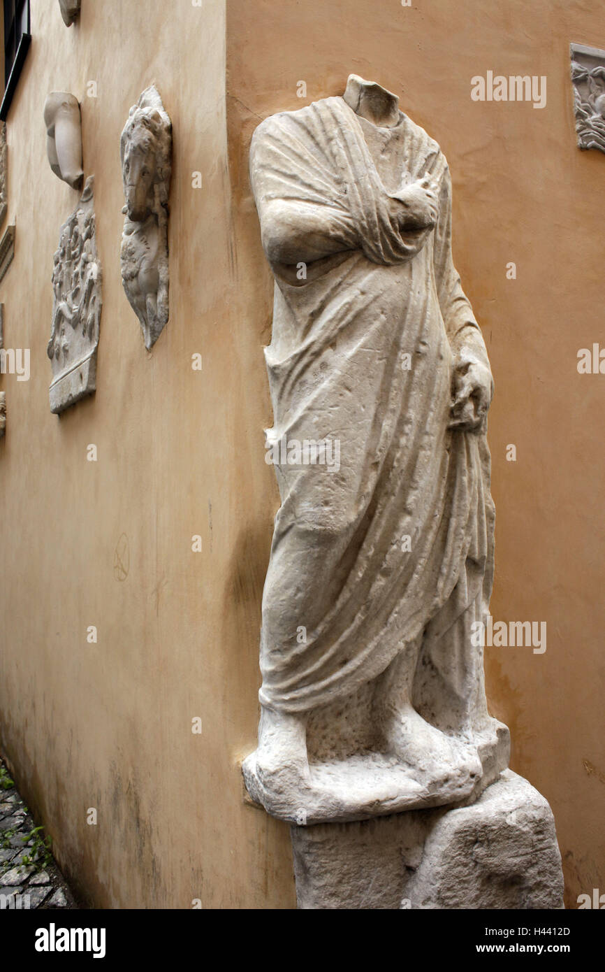 Italy, Rome, via Antonio Canova, art, reliefs, sculptures Stock Photo