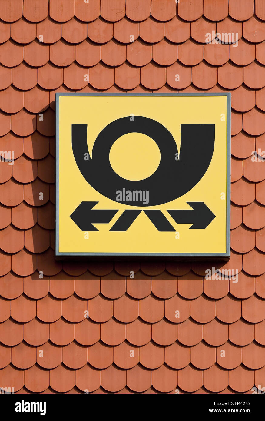 Post, roof, detail, figure, post horn, logo, roofing tiles, post, branch, logo, yellow, logistics, postal branch, red, black, characters, Stock Photo