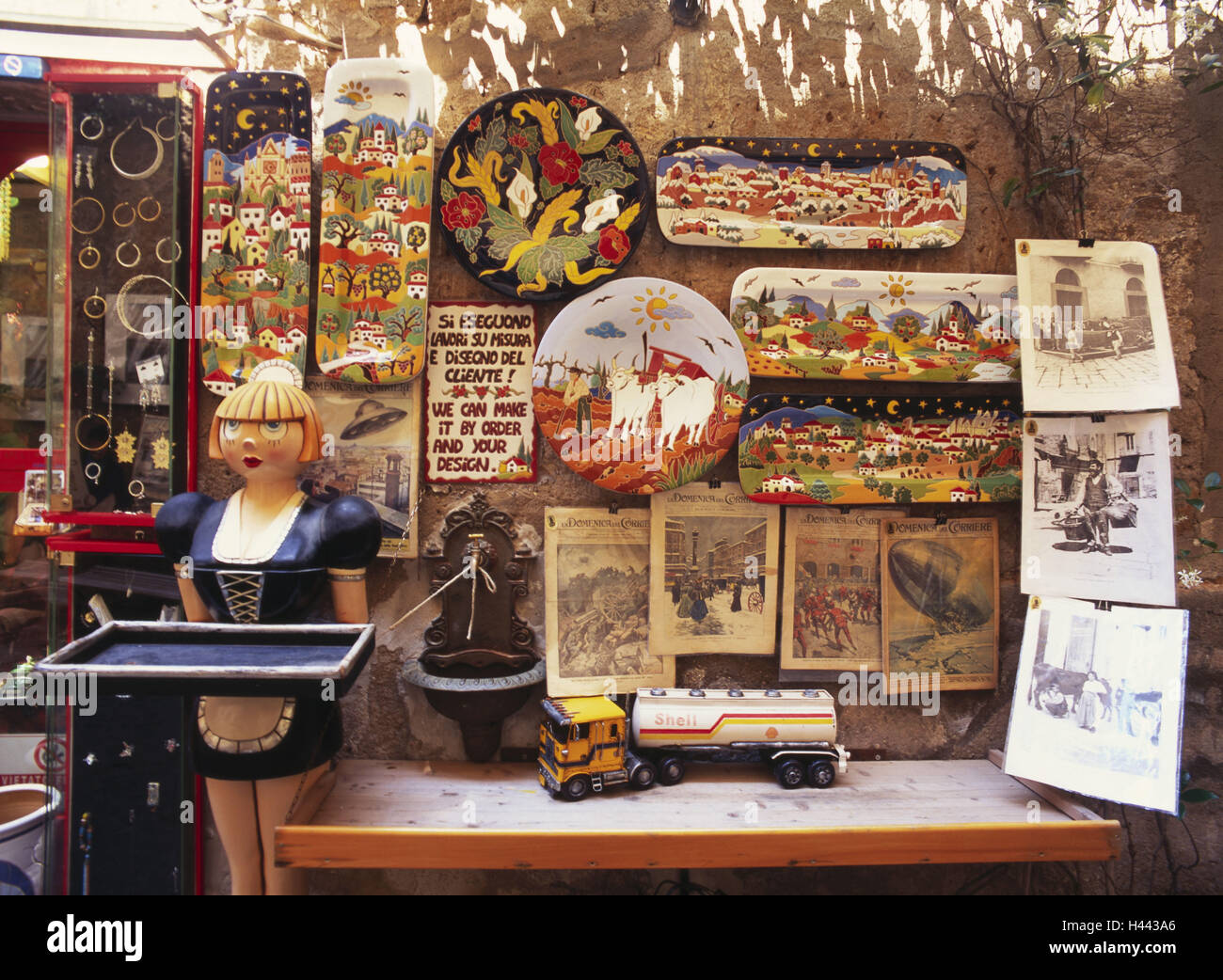 Italy, Umbria, Orvieto, souvenir business, memory, destination, tourism