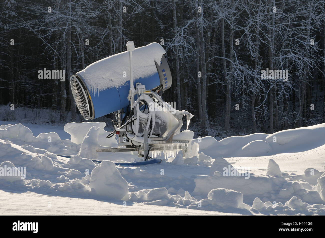 Snow cannon, blue, freezes over, snowy, snow, wood, winter, Stock Photo