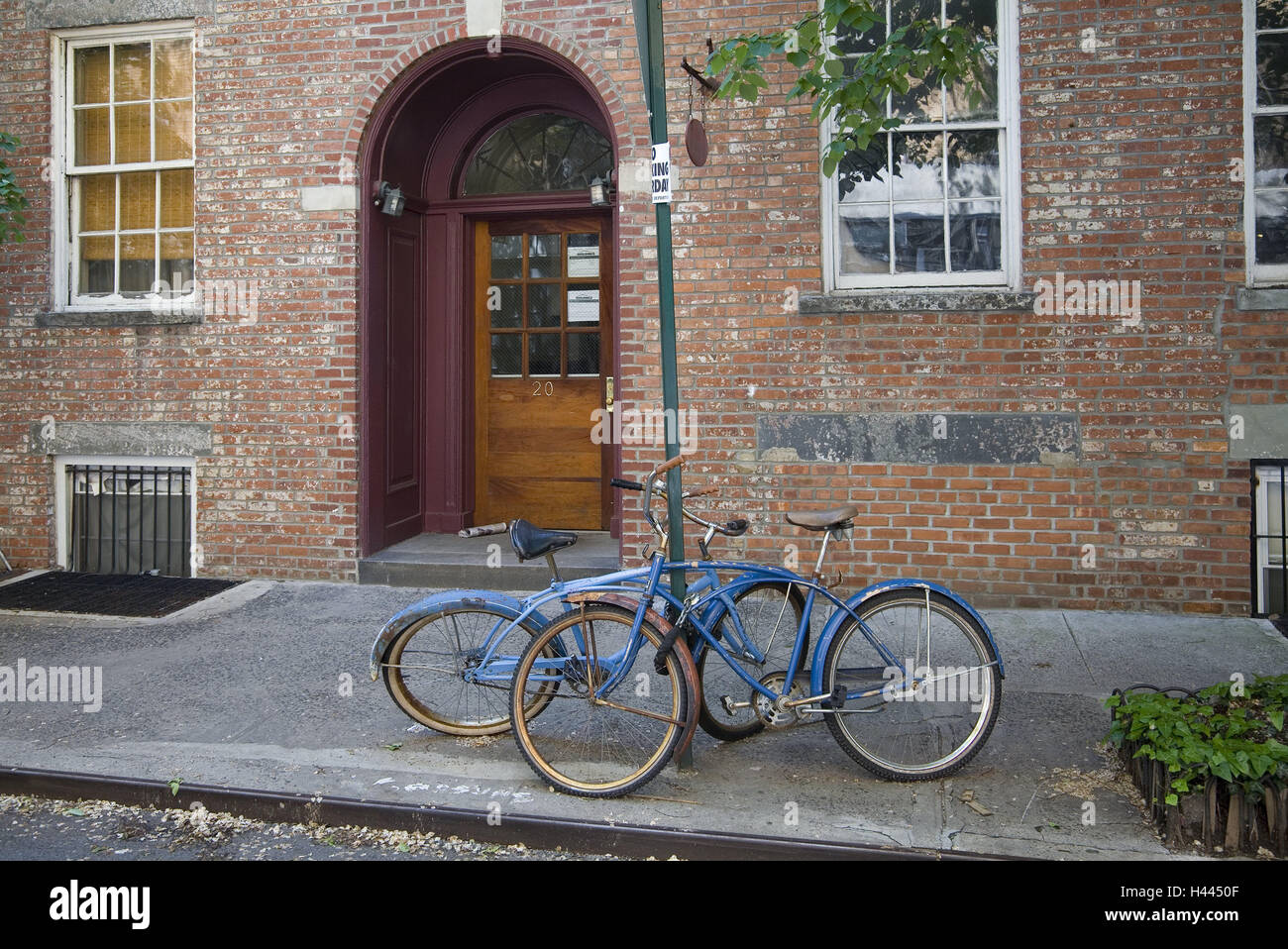 blue door cycles