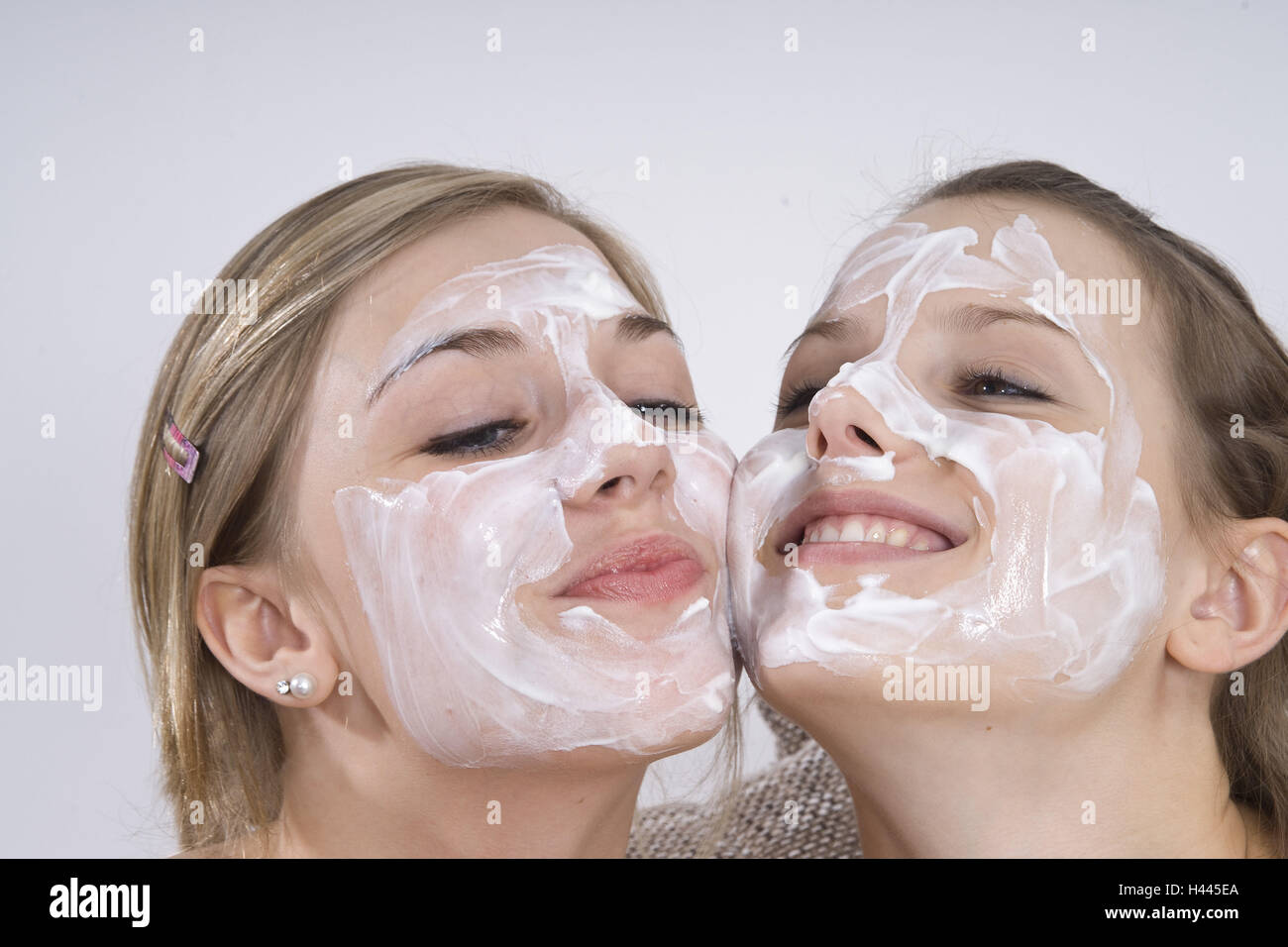 Women and mask hi-res stock photography and images - Alamy