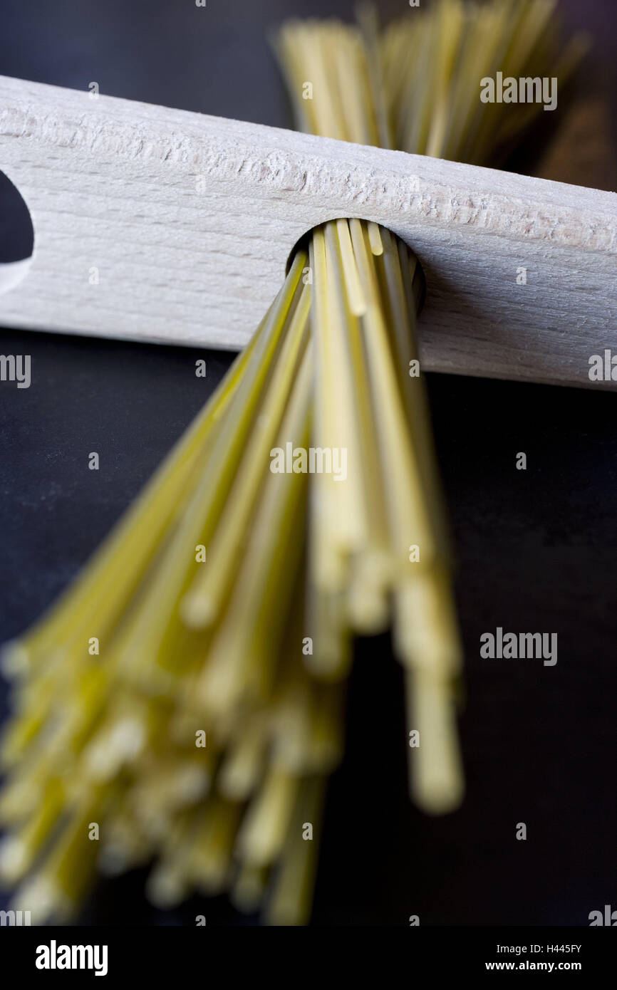 Pasta, raw, spaghetti meter Stock Photo Alamy