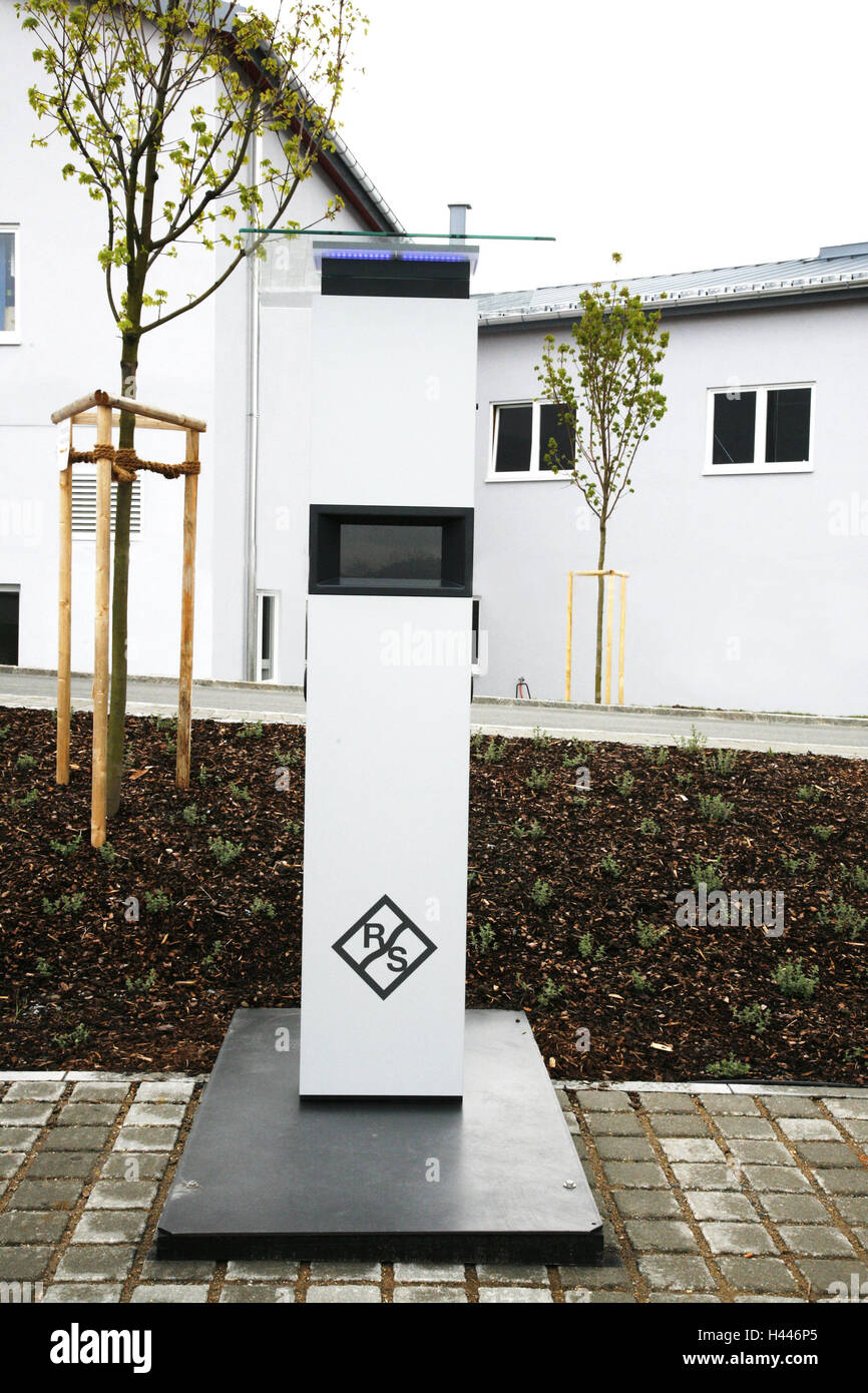 Current, solar power, loading station, Germany, Bavaria, Lower Bavaria, Teisnach, Soleg, showing, exhibit, energy, energy source, solar energy, alternatively, alternative energy, pillar, Aufladesäule, solar, environment, environmentally friendly, environm Stock Photo