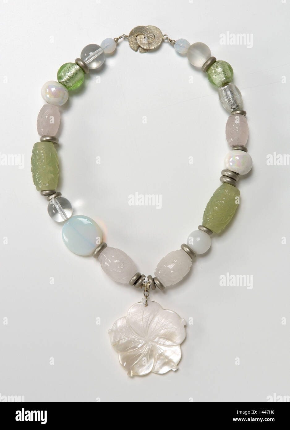 Flower accessories hires stock photography and images Alamy