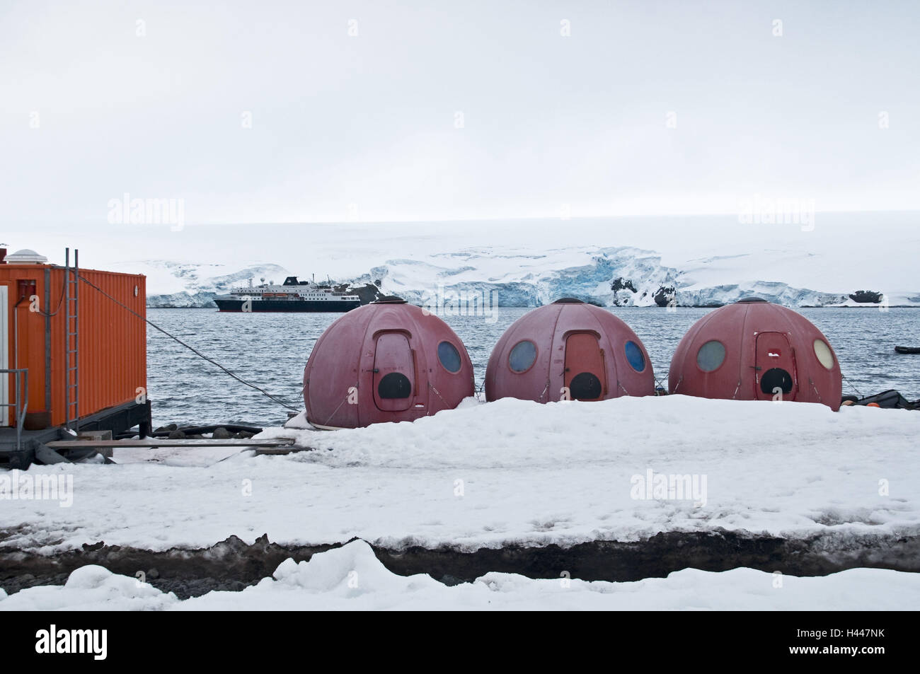 South Shetland, King Island, Maxwell Bay, Potter Cove, research