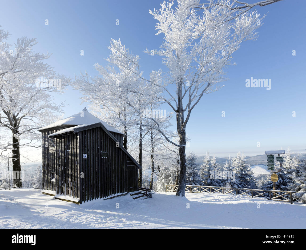 Germany, Thuringia, Thuringian Forest, Kickelhahn, Goethe house, snow-covered, Stock Photo