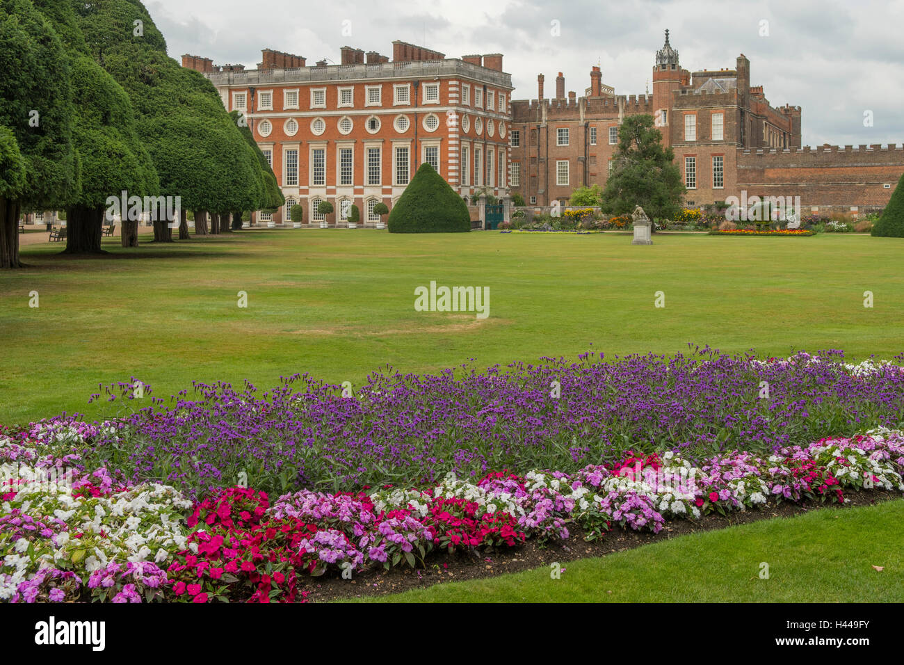 Gardens, Hampton Court Palace, Richmond, London, England Stock Photo