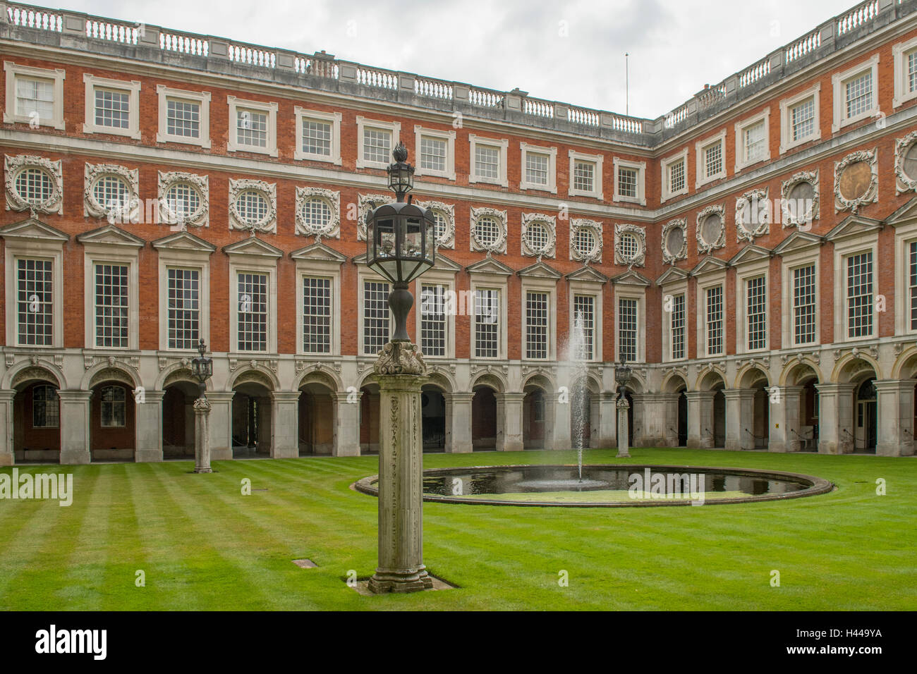Courtyard, Hampton Court Palace, Richmond, London, England Stock Photo