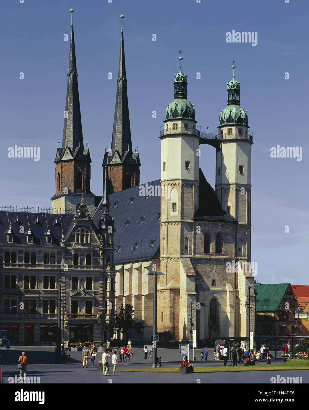 Germany, Saxony-Anhalt, Halle in, the hall, church St. Marien, passer-by, outside, town, hall, place of interest, building, church, market church, St. Marien, Marien's church, hall church, late Gothic, towers, steeples, in 1530-54, househusband's attacks, Stock Photo
