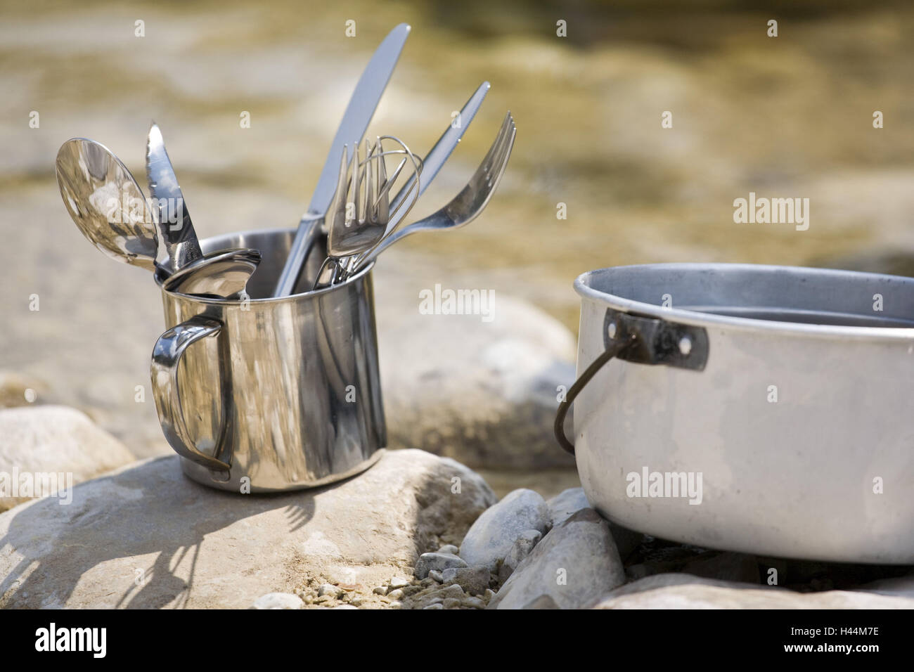 Instruments, camping, dishes Stock Photo - Alamy