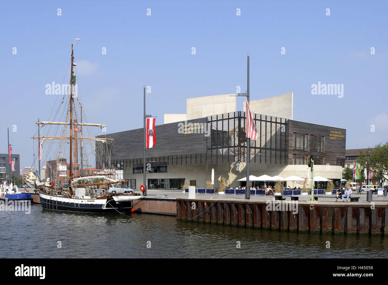 Germany, Bremerhaven, new harbour, German emigrant's house, North