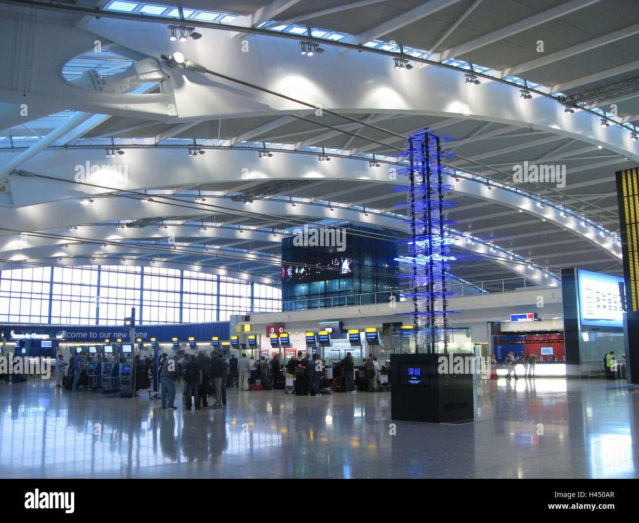 Great Britain, London, airport Heathrow, "terminal 5", inside, England