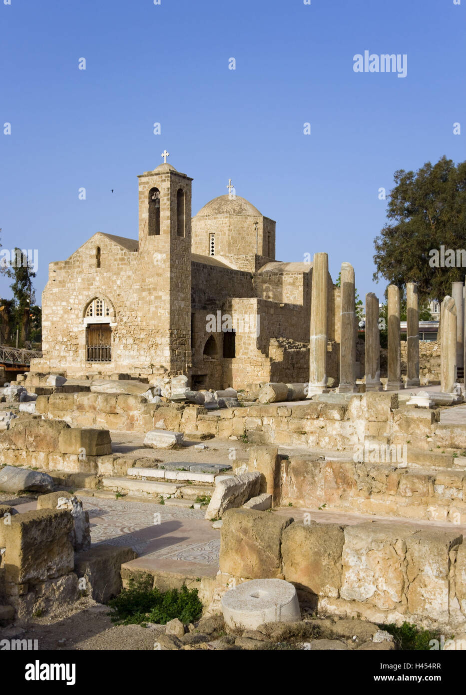 Cyprus, Greek, Pafos, cross-domed church of Agia Kyriaki Chrysopolitissa, ruin, columns, Stock Photo