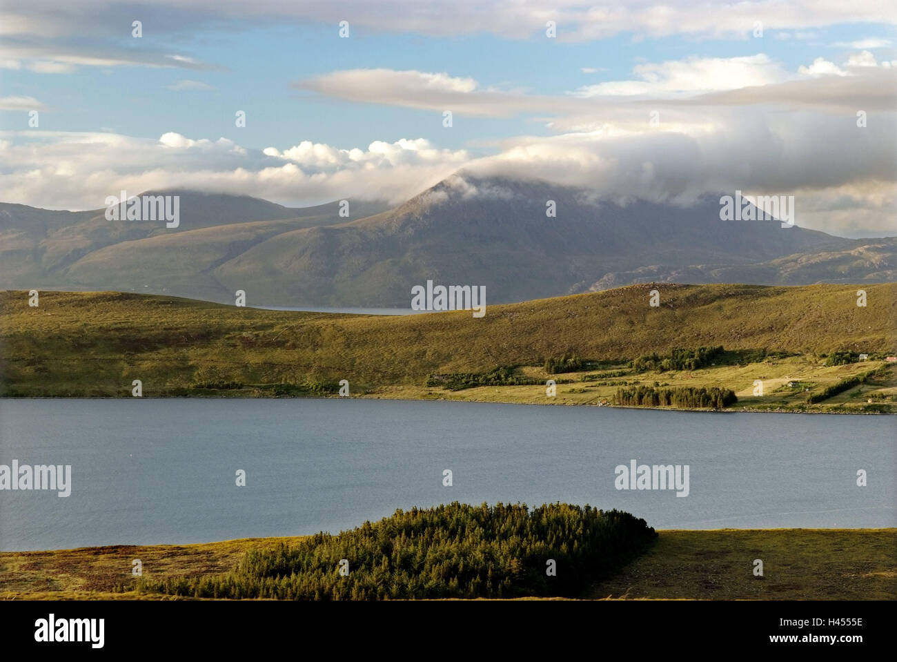Great Britain, Scotland, north west, highland, fjord Little hole Broom, mountain, Ben More Coigach, Ullapol, Highland, nature, scenery, water, mountains, view, travelling area, heaven, clouds, width, distance, outside, deserted, Stock Photo