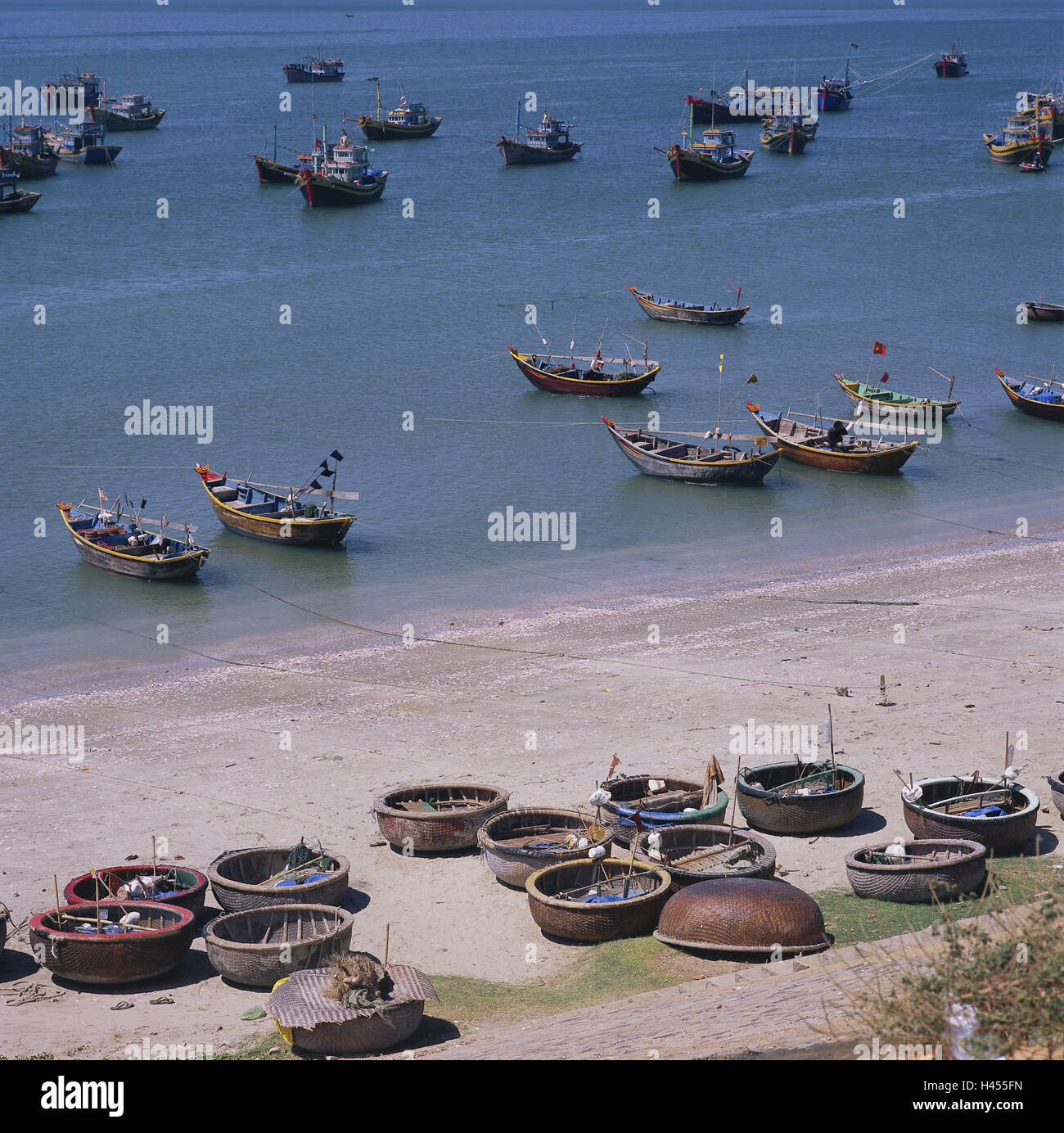 cutter, fishing harbour, fishing boats 