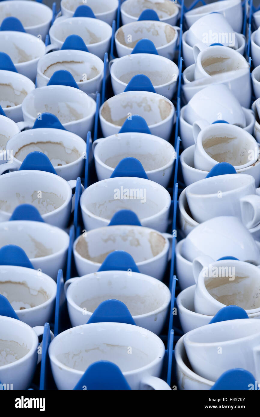 Case, used coffee cups Stock Photo Alamy