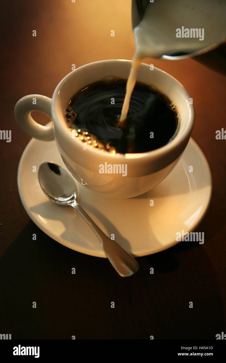 Coffee cup, coffee, milk, pour in, pot 