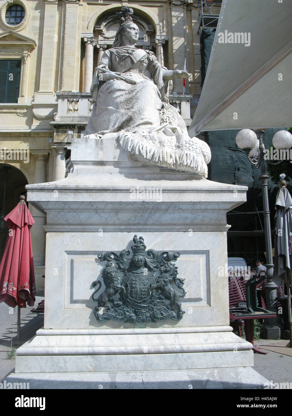 Malta, Valletta, republic Square, statue queen Victoria, island, town, capital, city centre, Old Town, place of interest, space, monument, UNESCO-world cultural heritage, tourism, coat arms, marble statue, in 1891, Stock Photo