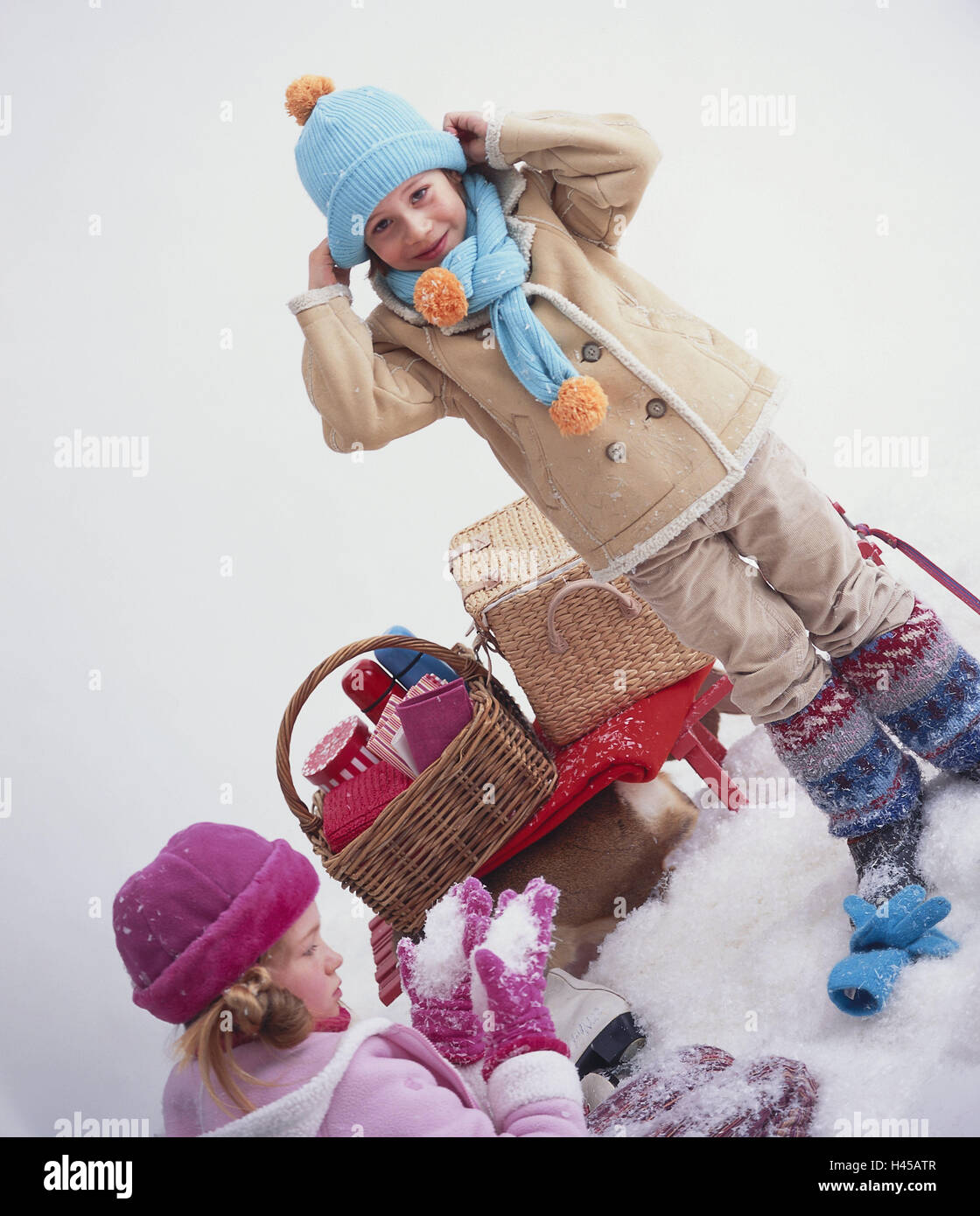 Children picnic boy girl hi-res stock photography and images - Alamy