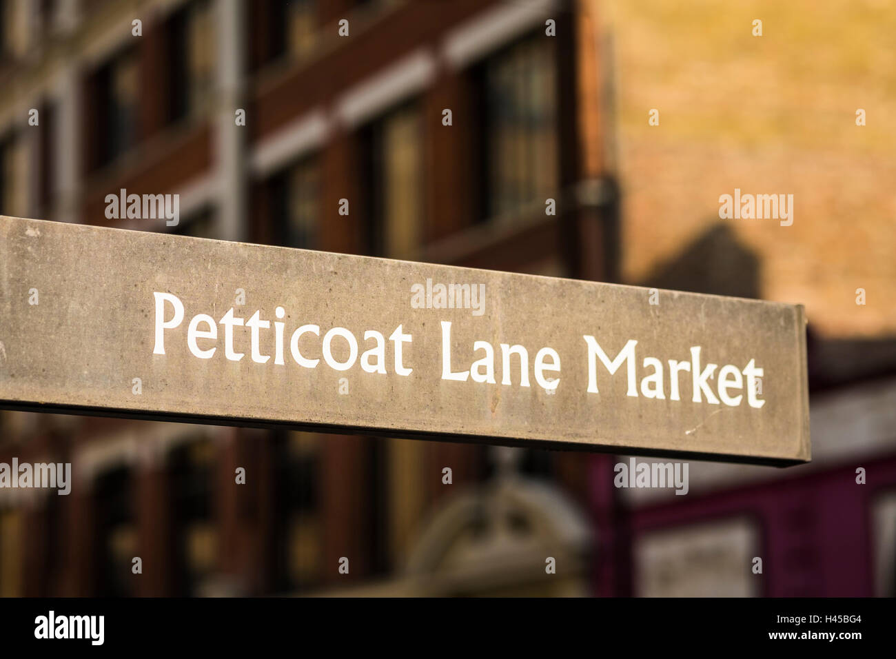 Petticoat Lane Sign Hi res Stock Photography And Images Alamy petticoat-lane-sign-hi-res-stock-photography-and-images-alamy