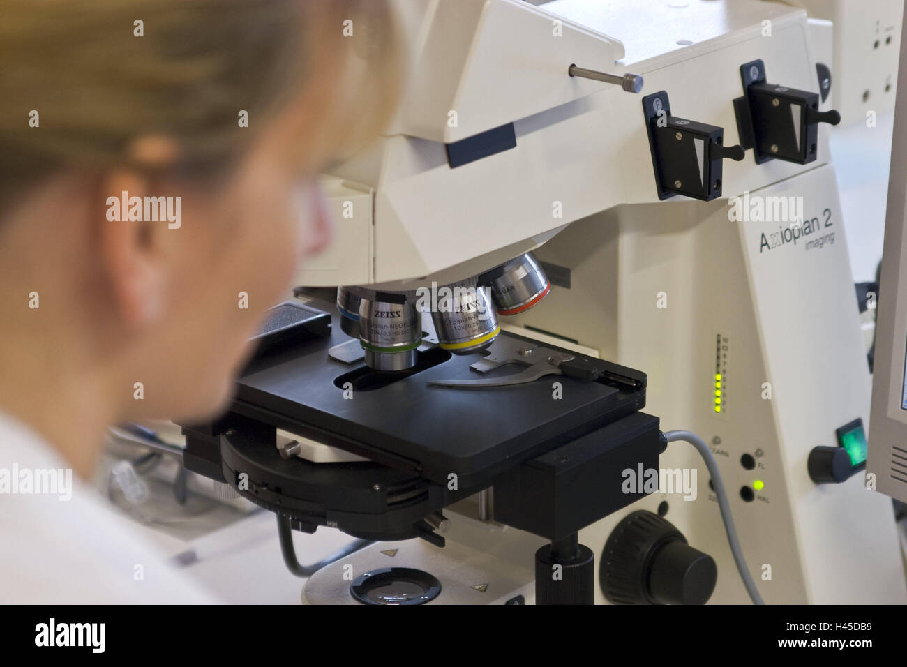 Zeiss microscope hires stock photography and images Alamy