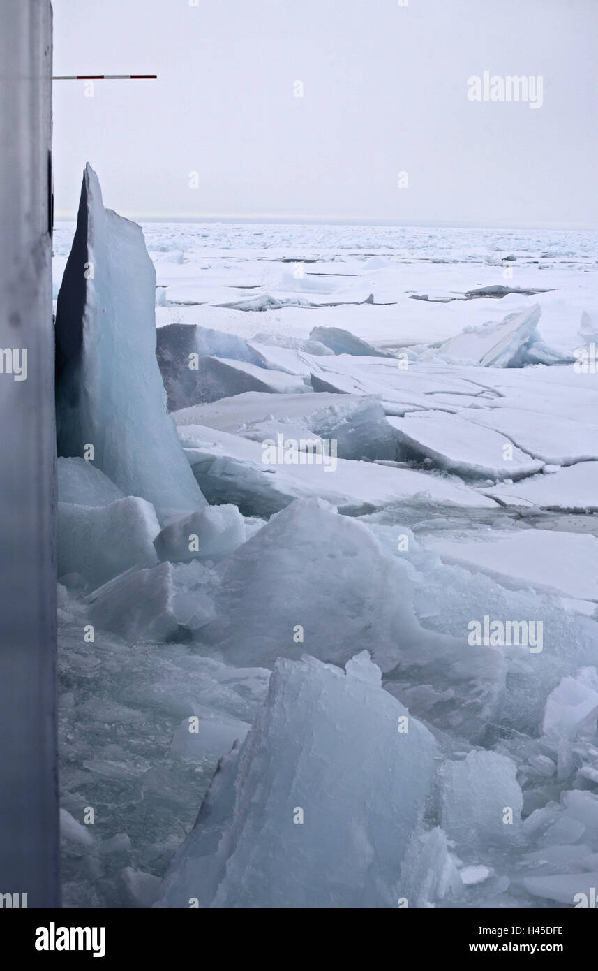 Arctic ocean, pack ice, ship 'Pole Star', detail, only editorially, Mau Reportage, expedition, expedition, Alfred Wegener institute, polar research, exploration the sea, the Arctic Ocean, the Arctic, climate change, climate, climate warming, nature, field research, outside, deserted, research Icebreaker, Icebreaker, sea, sea ice, frozen, iceboundly, set off, break, polar expedition, by use name naming Alfred Wegener institute, Stock Photo