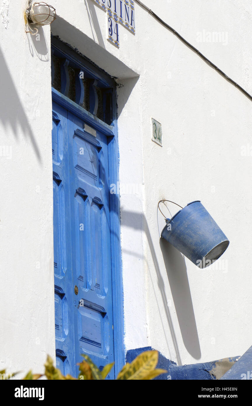 Spain, Canary islands, island grain Canaria, Puerto de Mogan, Old Town, entrance, detail, bucket, Stock Photo