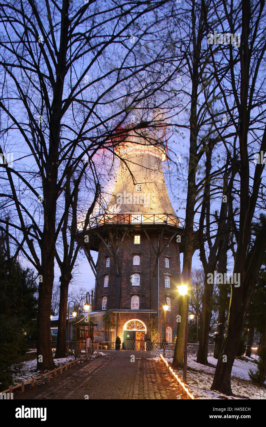 Germany, Bremen (city), Wallmühle, lighting, twilight, winter, Northern Germany, Hanseatic city