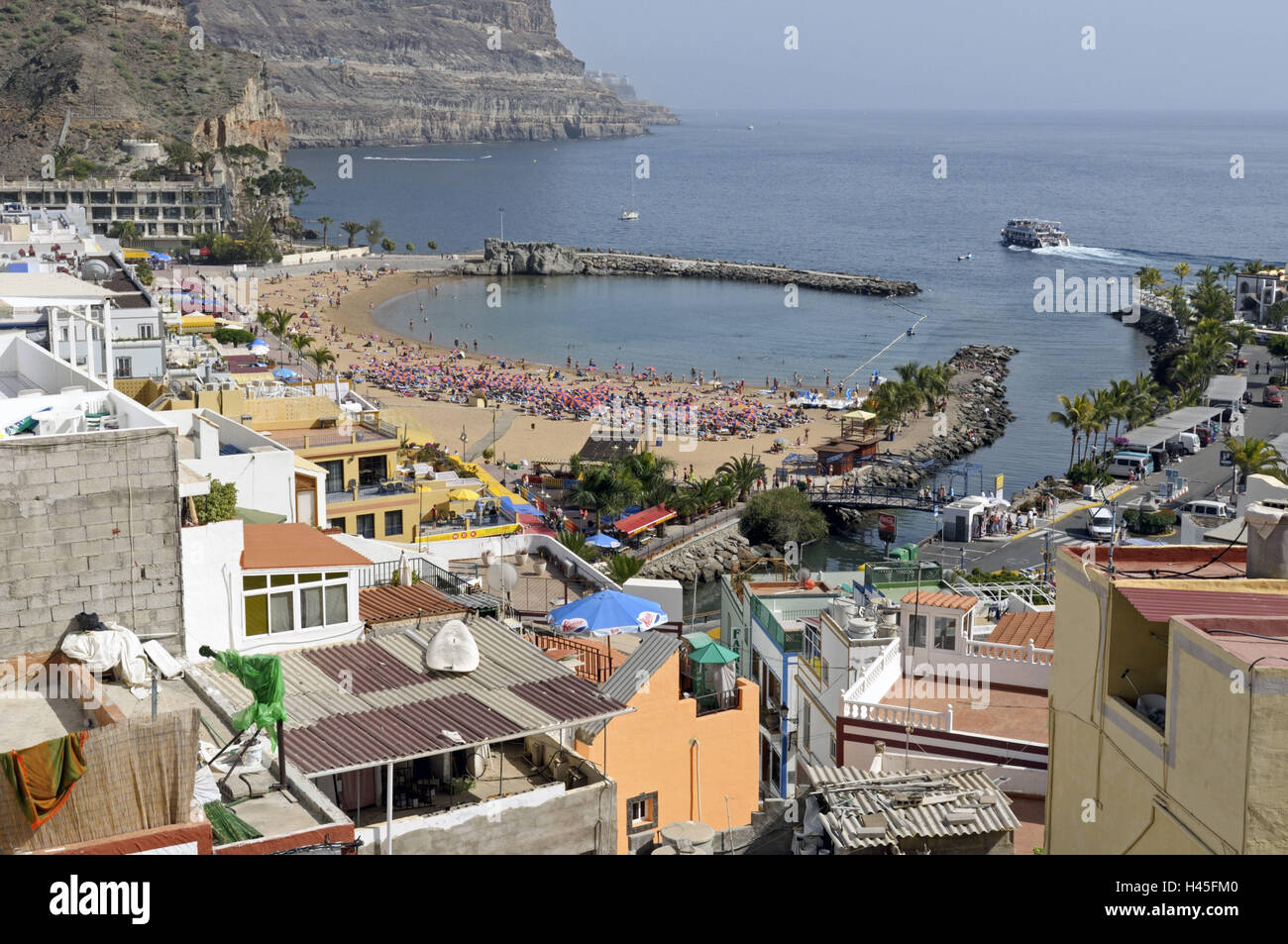 Spain, Canary islands, island grain Canaria, Puerto de Mogan, Old Town, view, beach, sea, Stock Photo