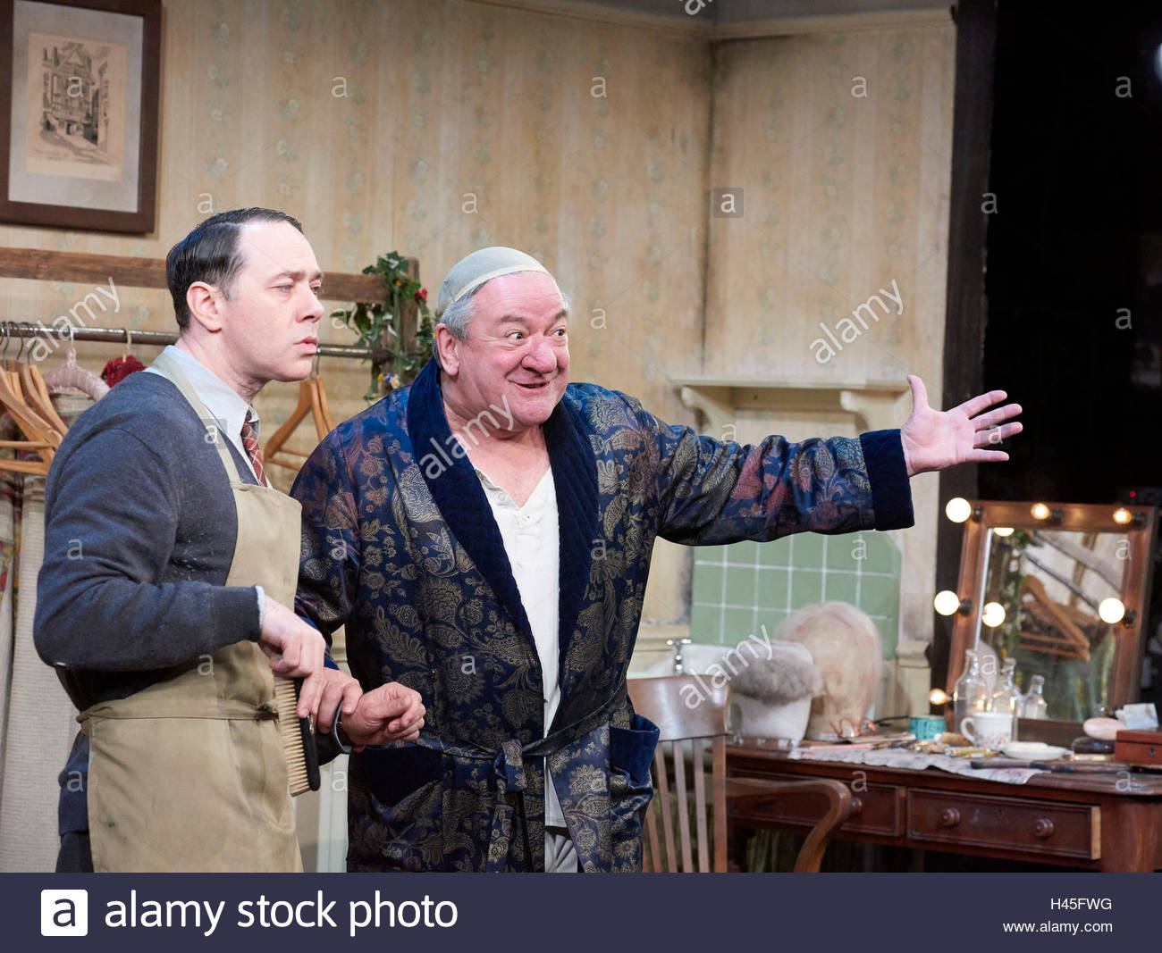 The Dresser By Ronald Harwood Directed By Sean Foley With Reece