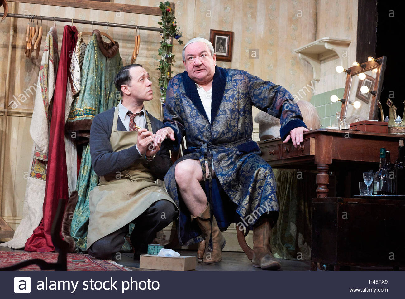 The Dresser By Ronald Harwood Directed By Sean Foley With Reece