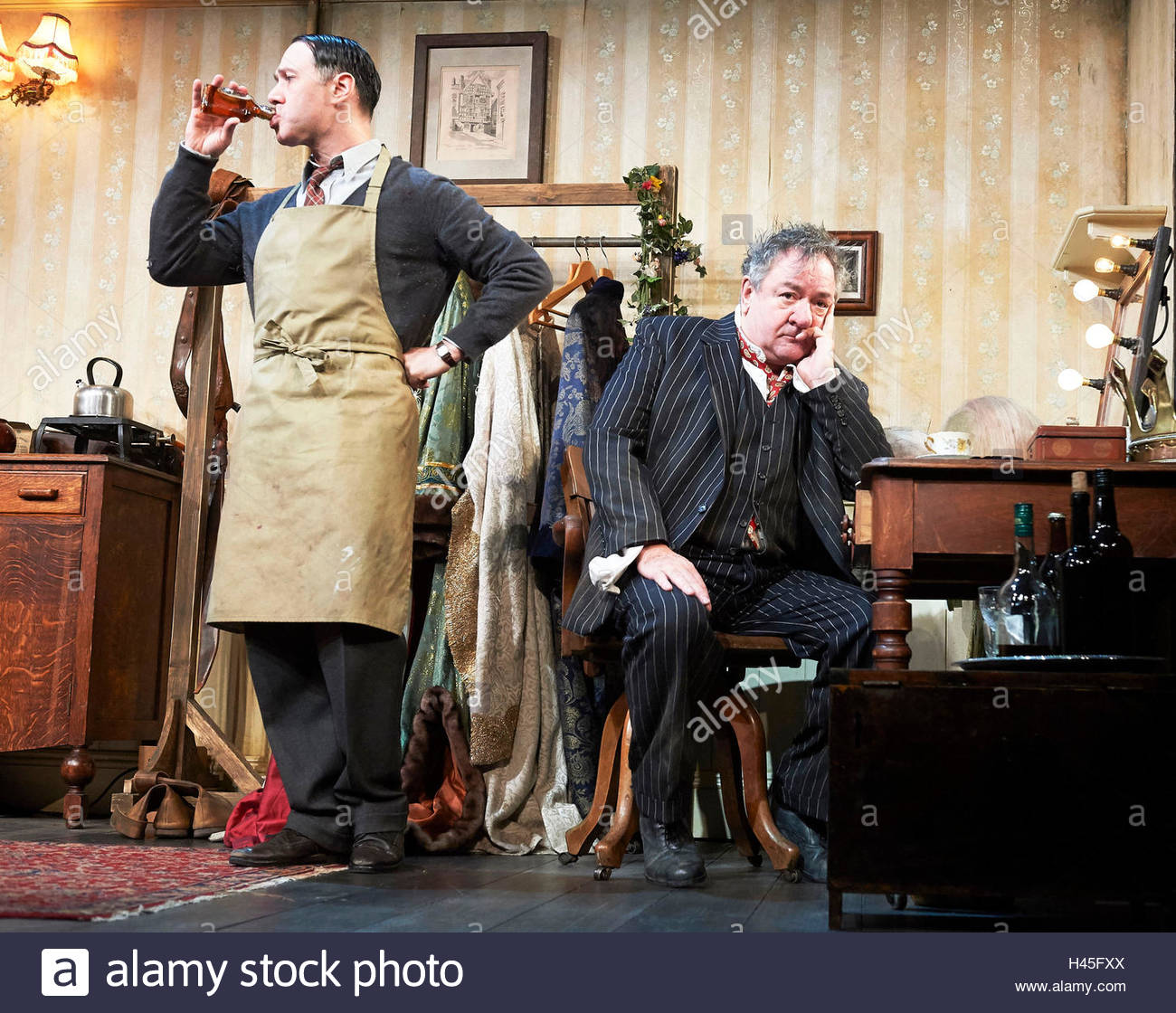 The Dresser By Ronald Harwood Directed By Sean Foley With Reece
