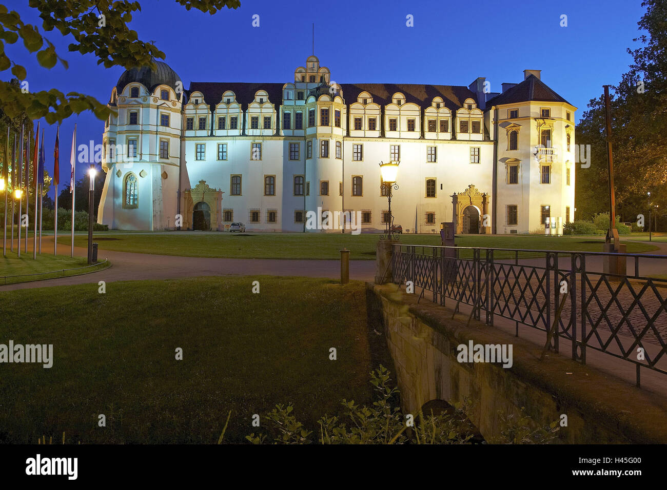 Germany, Lower Saxony, Celle, lock, illuminateds, evening, Stock Photo