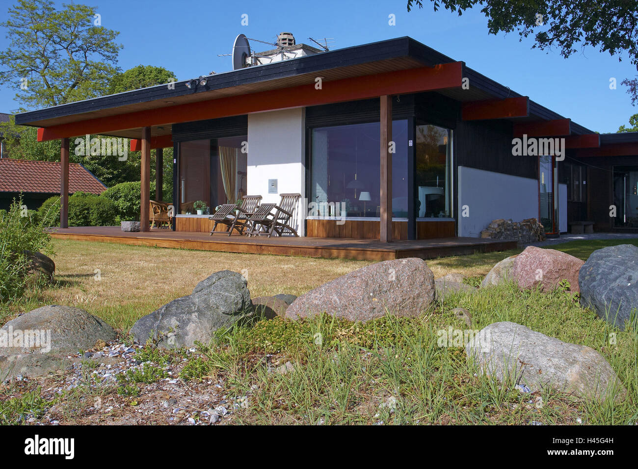 Denmark, beach house, terrace, summer, outside Stock Photo Alamy