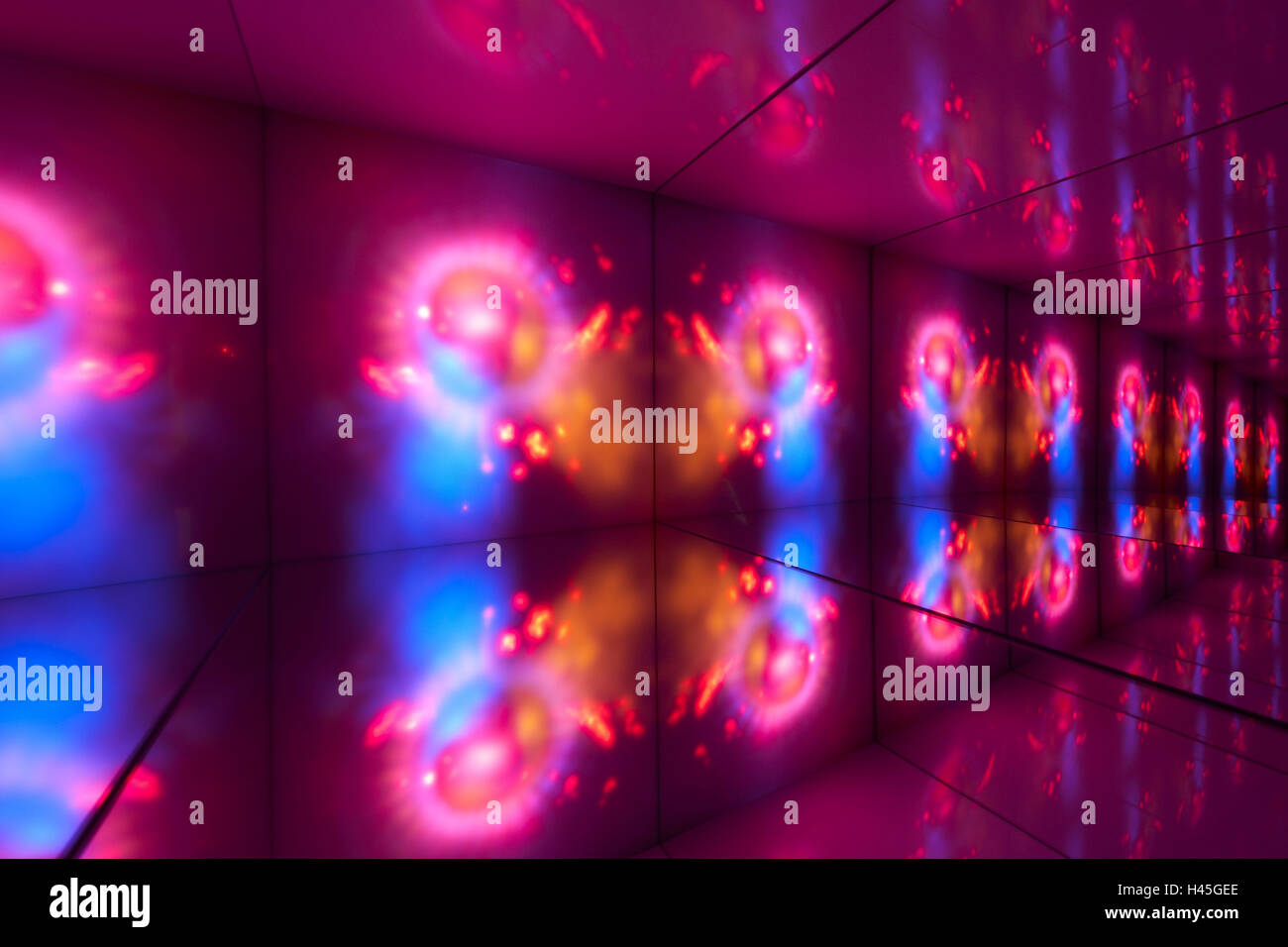 Room, wall, light objects, colours, samples, brightly, interior shot