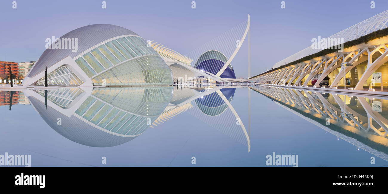 Spain, Valencia, Ciudad de las Artes Y de las Ciencias, L'Hemisfèric, Museo de las Ciencias Príncipe Felipe, Stock Photo