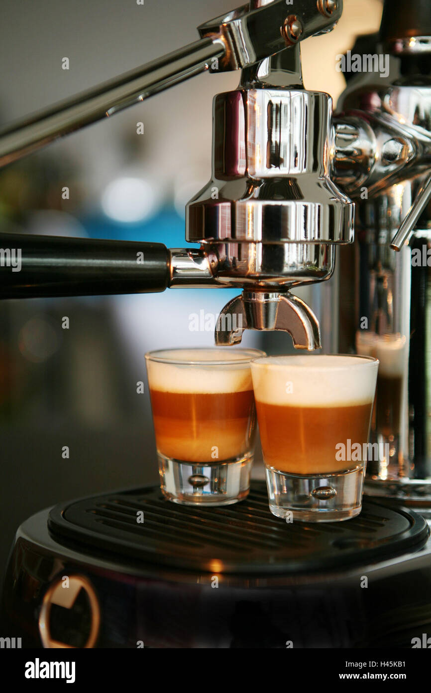 https://c8.alamy.com/comp/H45KB1/espresso-machine-glasses-latte-macchiato-detail-coffeemaker-coffee-H45KB1.jpg