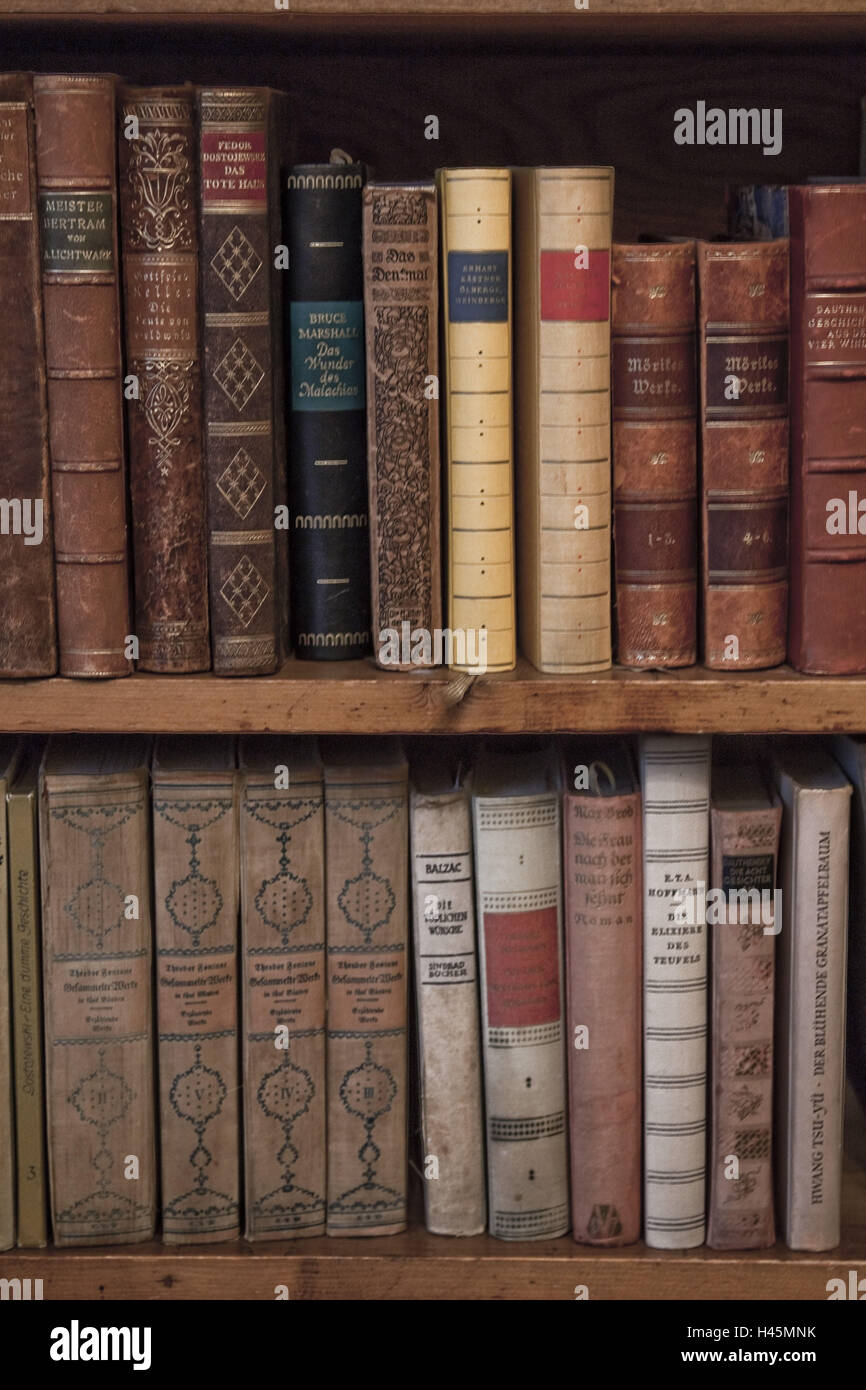 Bookshelf, books, old Stock Photo Alamy