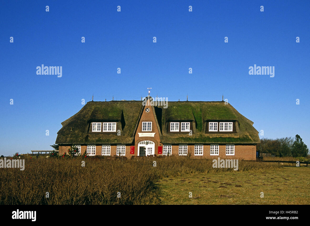 Germany, Schleswig Holstein, island Sylt, Morsum, thatchedroof house