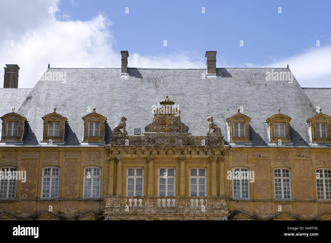 France, Bourgogne, Saone-et-Loire, Charolles, La Clayette, Corbigny, Chateau de Dree, facade, detail, Stock Photo