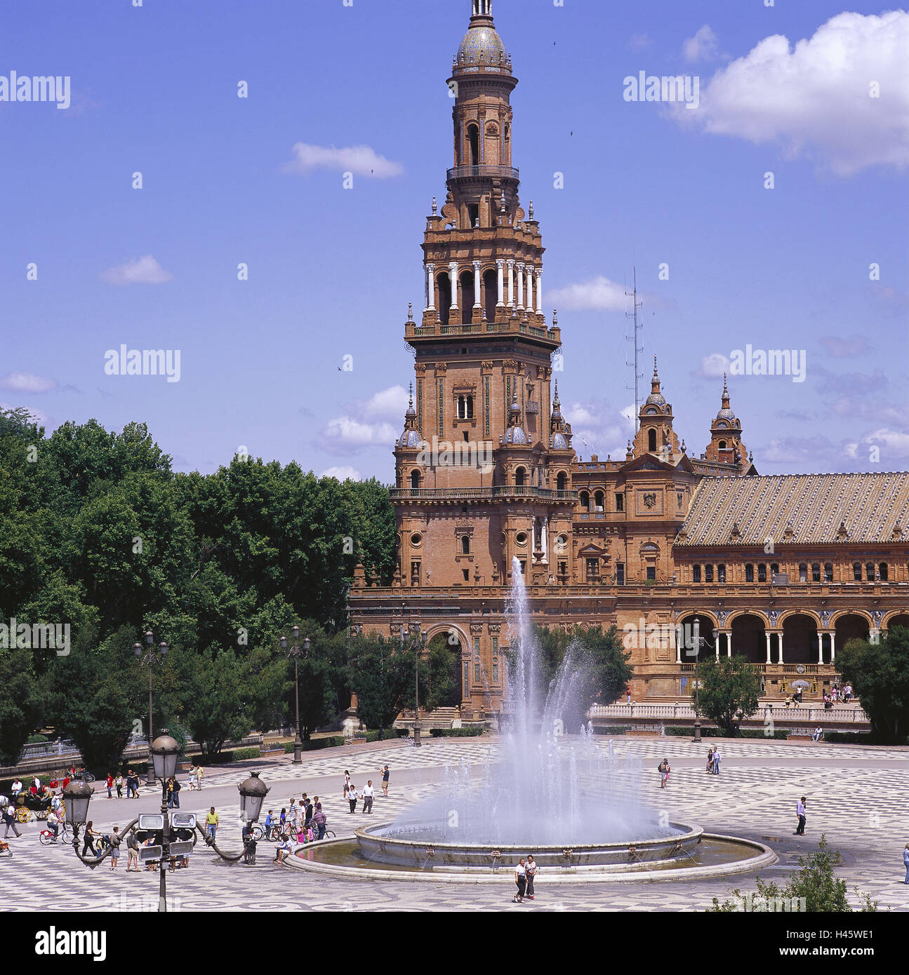 Spain, Andalusia, Seville, plaza Espana, building, semicircle, tower, well, Europe, town, destination, place of interest, space, architecture, outside, people, tourism, Mosaike, structure, fountain, play water, Stock Photo