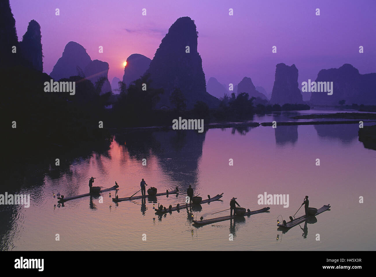 China, Guilin, Li Jiang, hill, fishing boats, Stock Photo