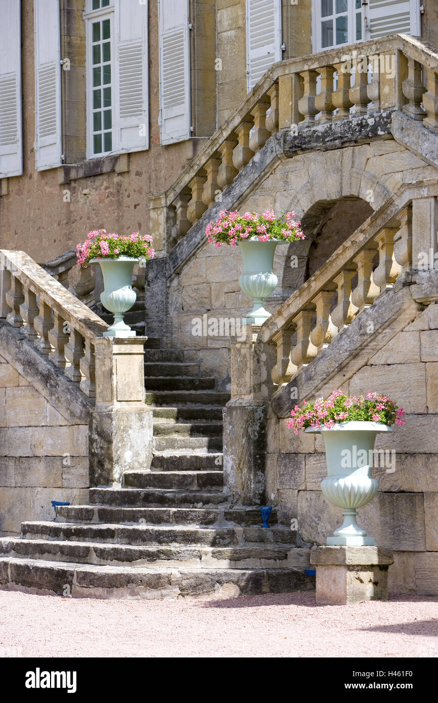 France, Bourgogne, Saone-et-Loire, Charolles, La Clayette, Corbigny, Chateau de Dree, steps, flowers, facade, detail, Stock Photo