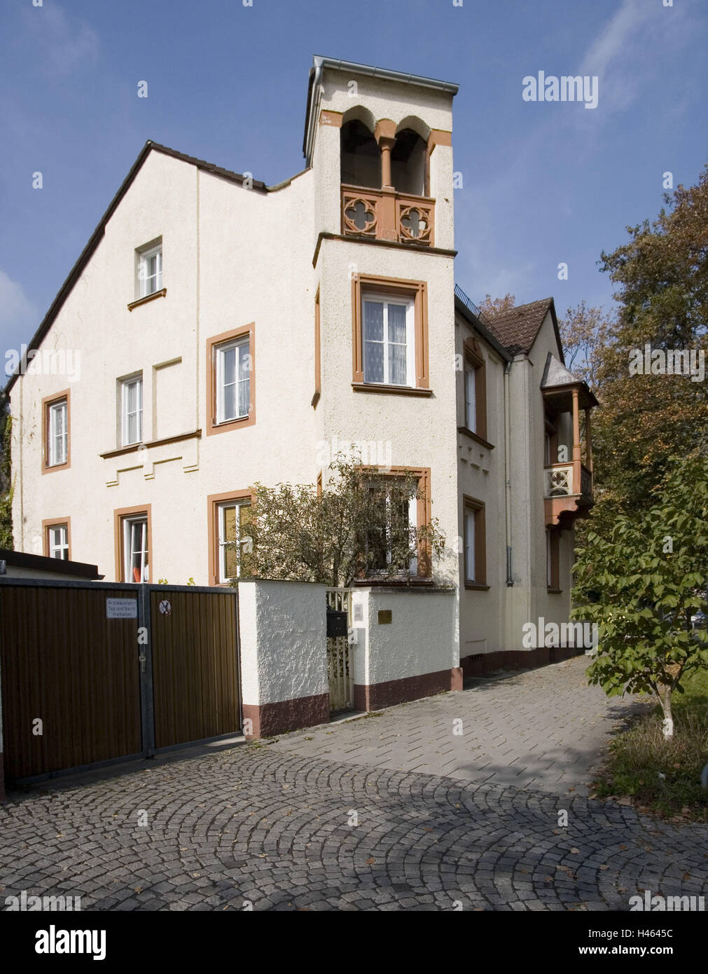 Germany, Bavaria, Munich, residential house, facade Stock Photo Alamy